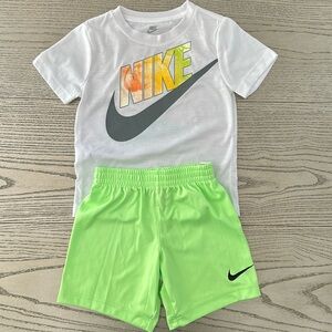 Nike T-shirt and Neon Shorts Set 3/4T